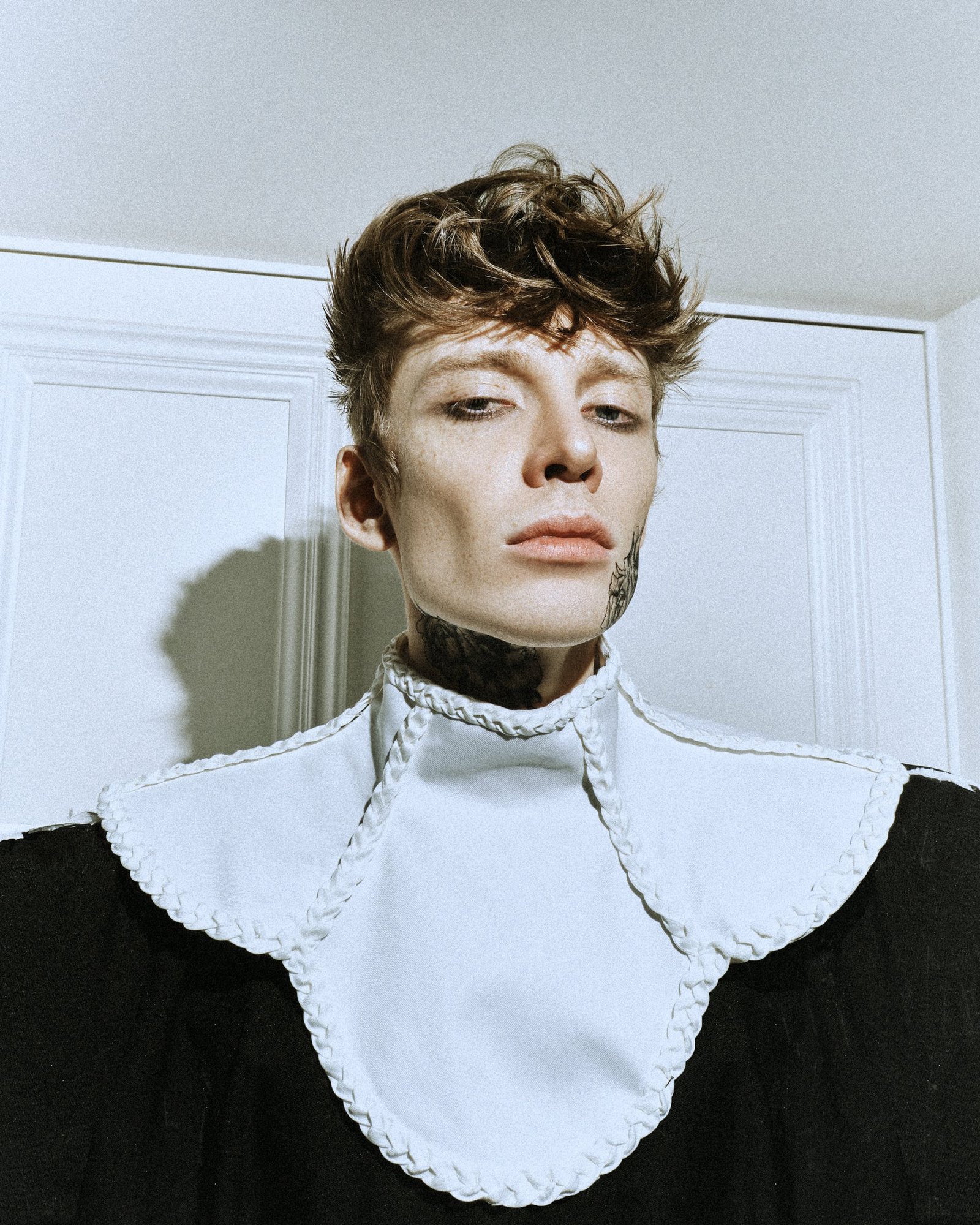 1615967221111105 look1 1