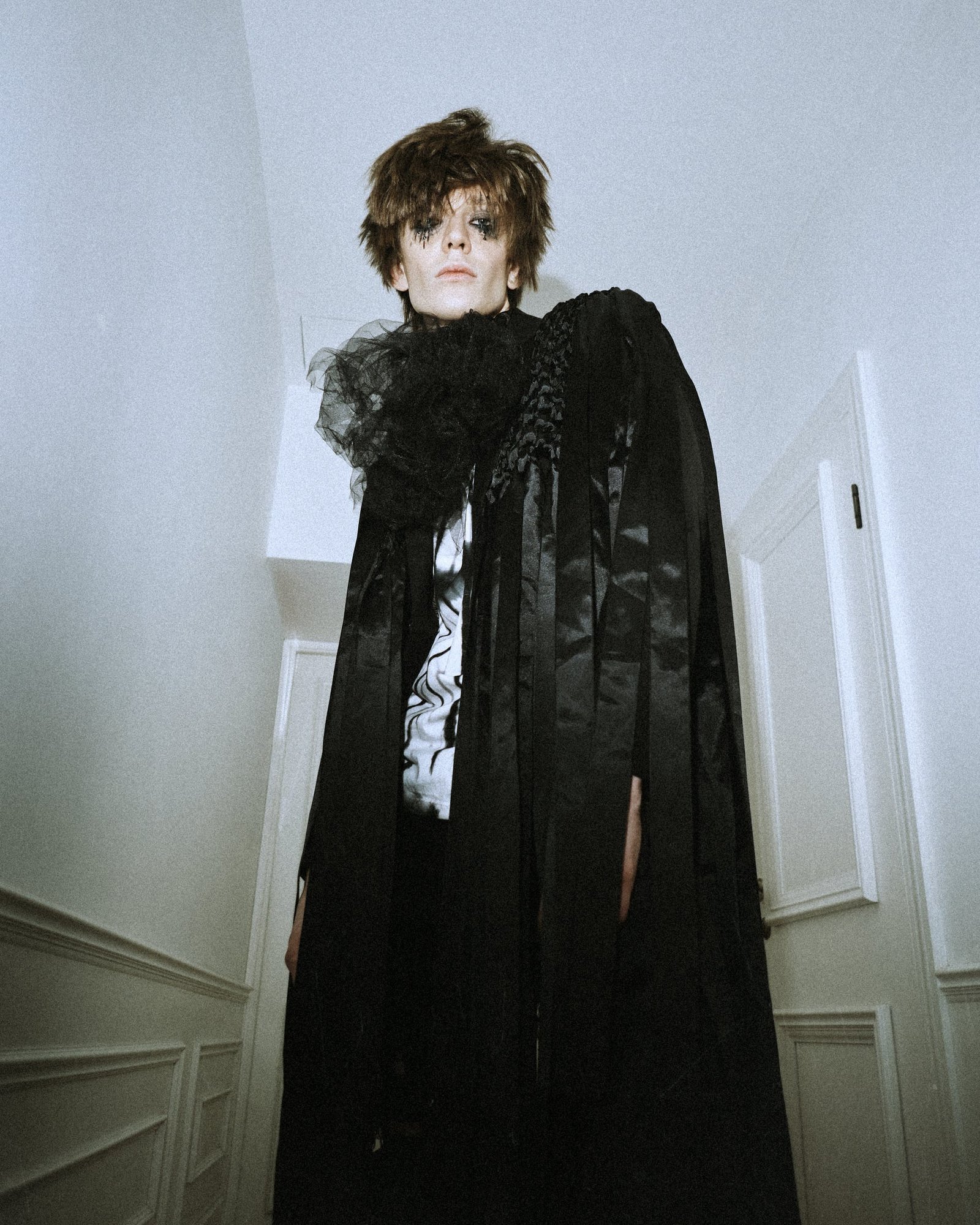 1615967452811984 look3 1