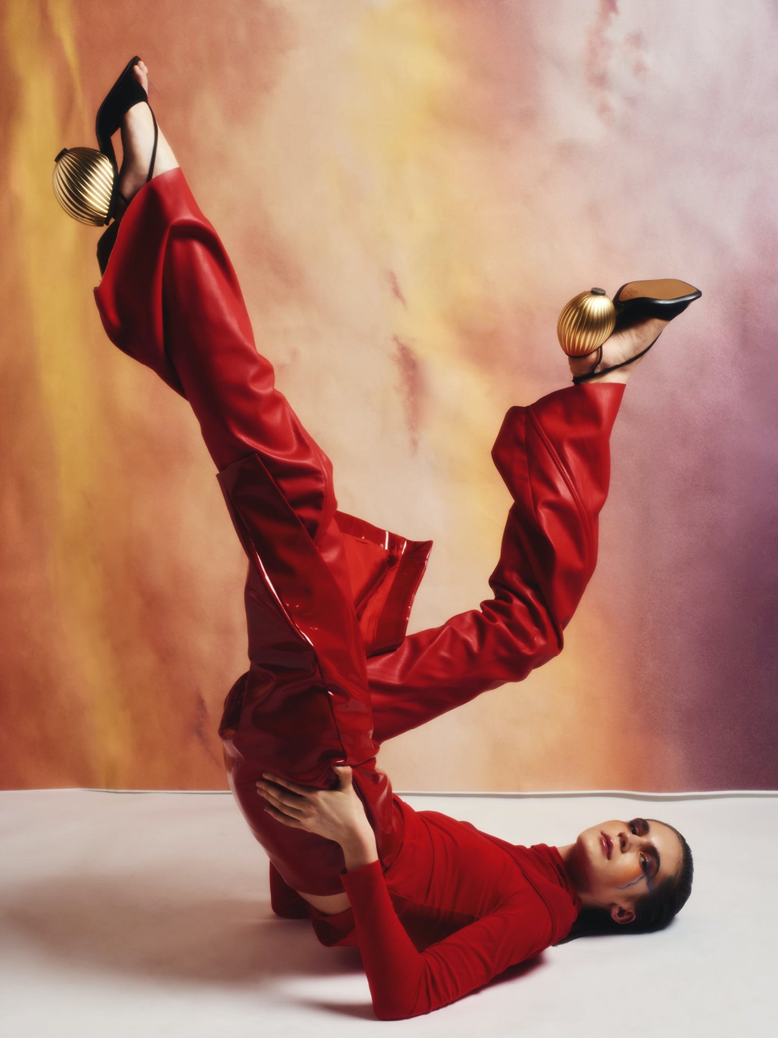 1619786542815469 2021.04.thegirlwhofellfromthesuneditorial.v1retouched look 3