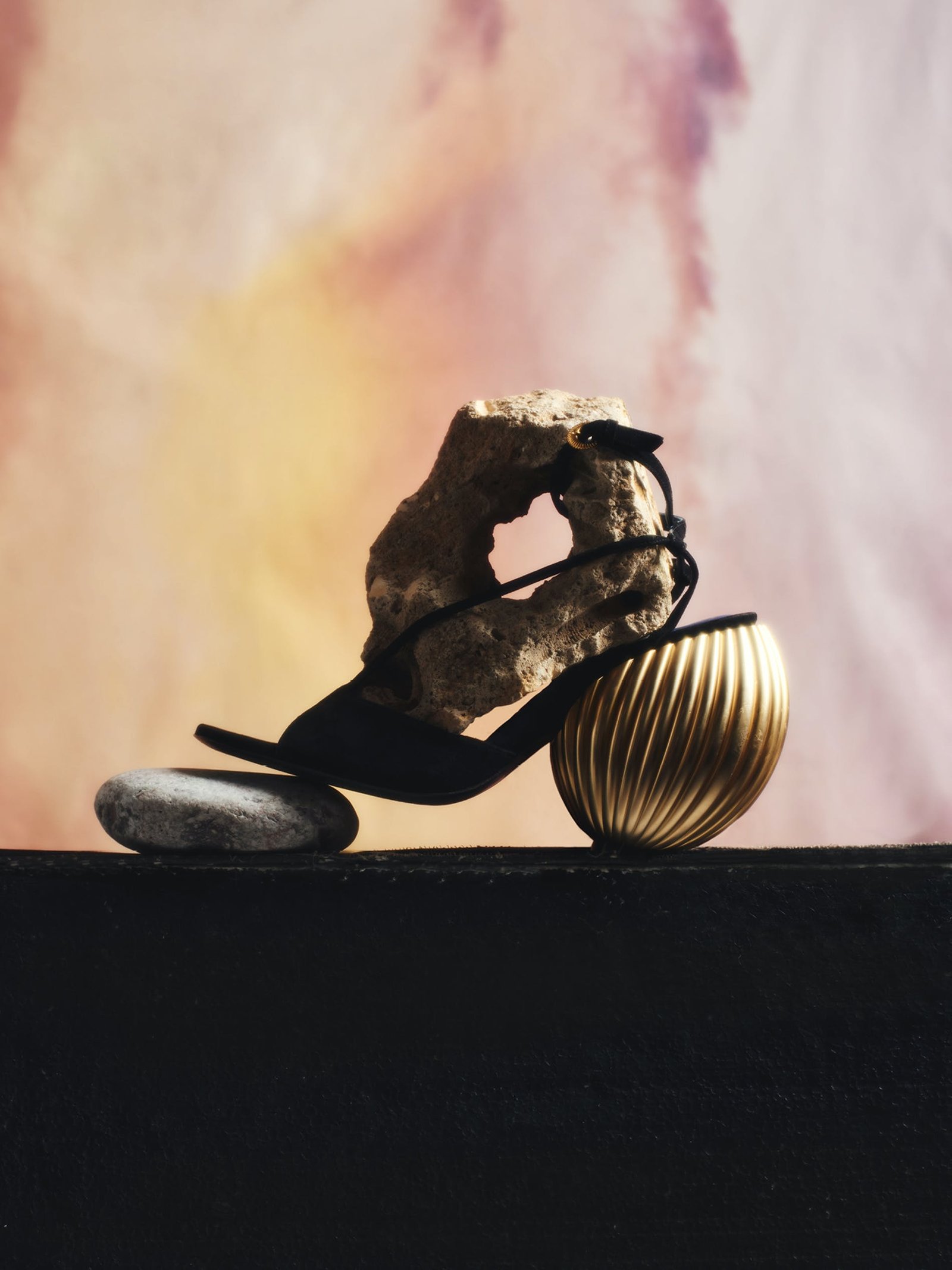 1619786625317202 2021.04.thegirlwhofellfromthesuneditorial.v1retouched look 5