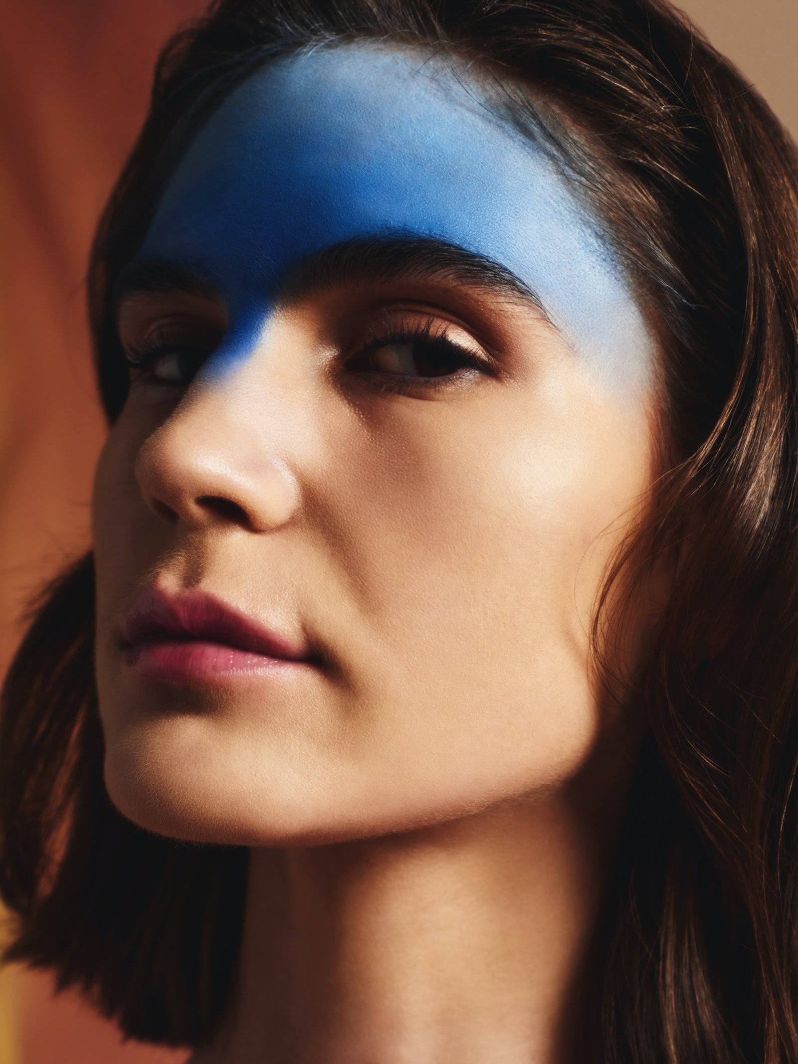 1619787683502414 2021.04.thegirlwhofellfromthesuneditorial.v1retouched look 10