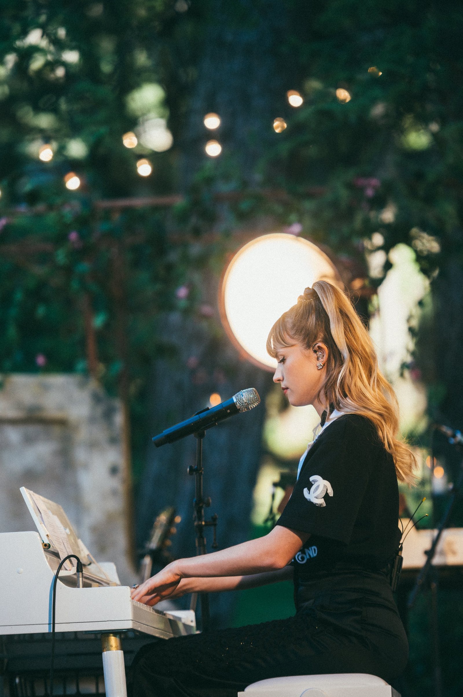 1620320956059166 01 angele copyright chanel 1