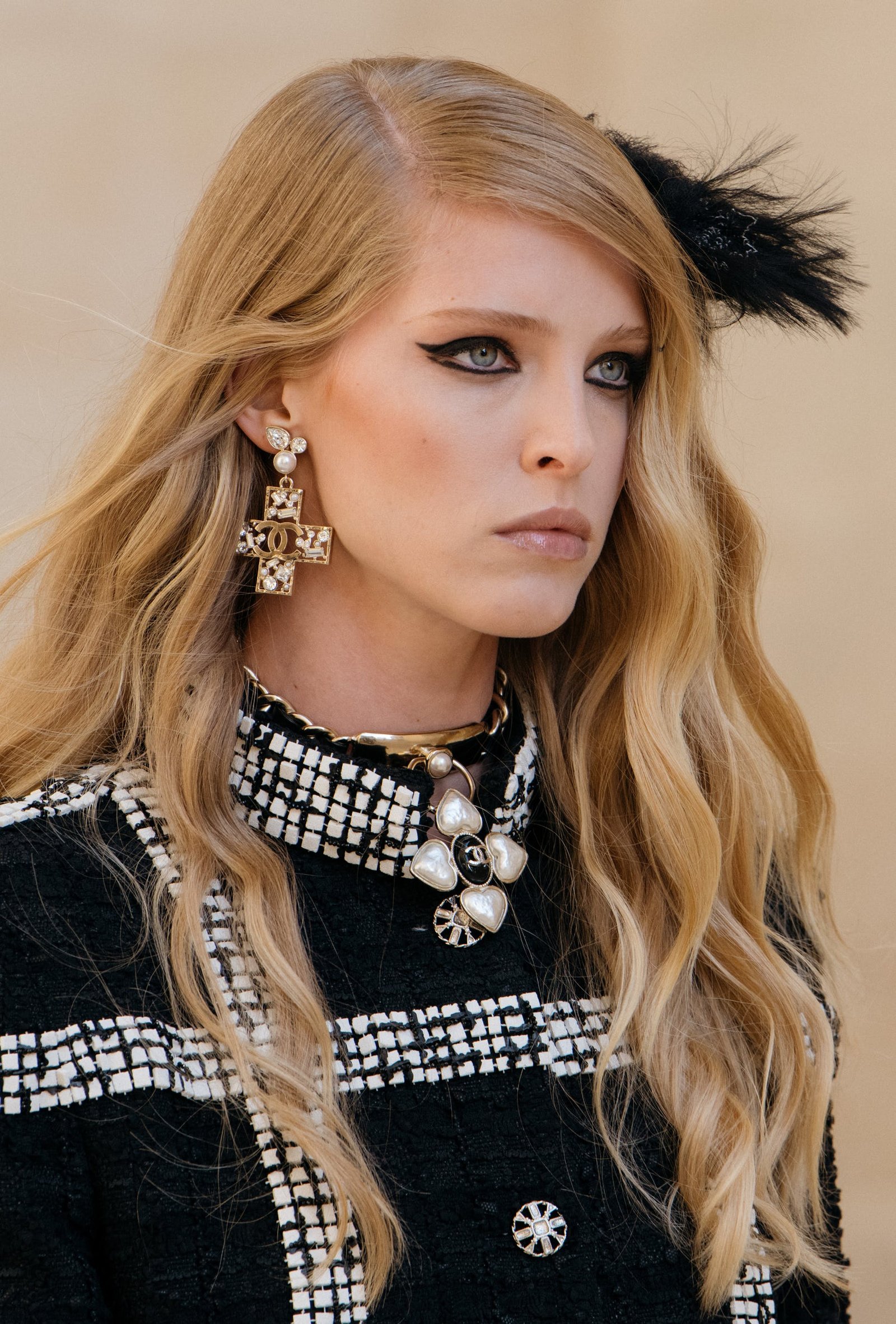 1620646521106111 36 look 017d02