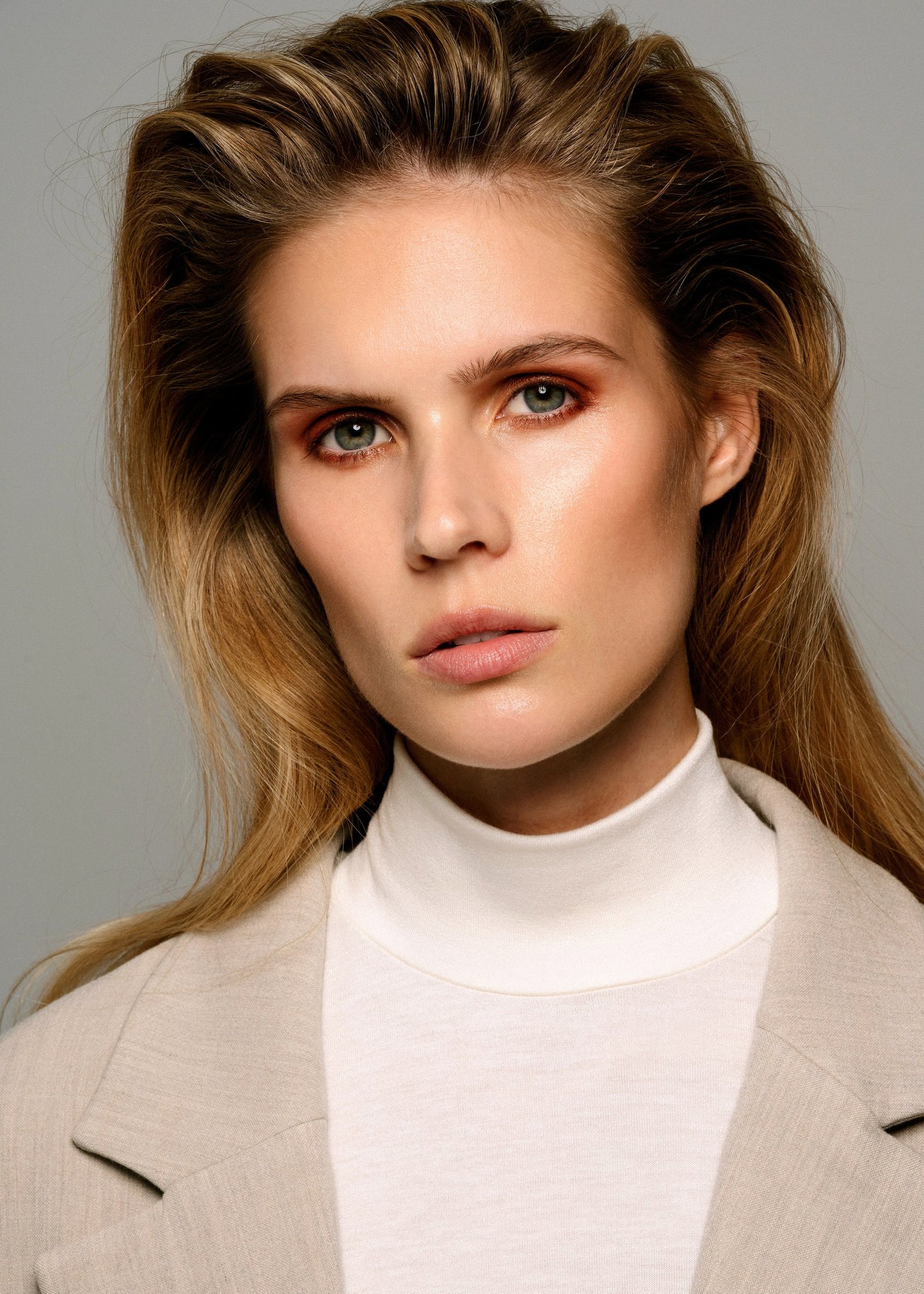 1621005693040859 look 4.3