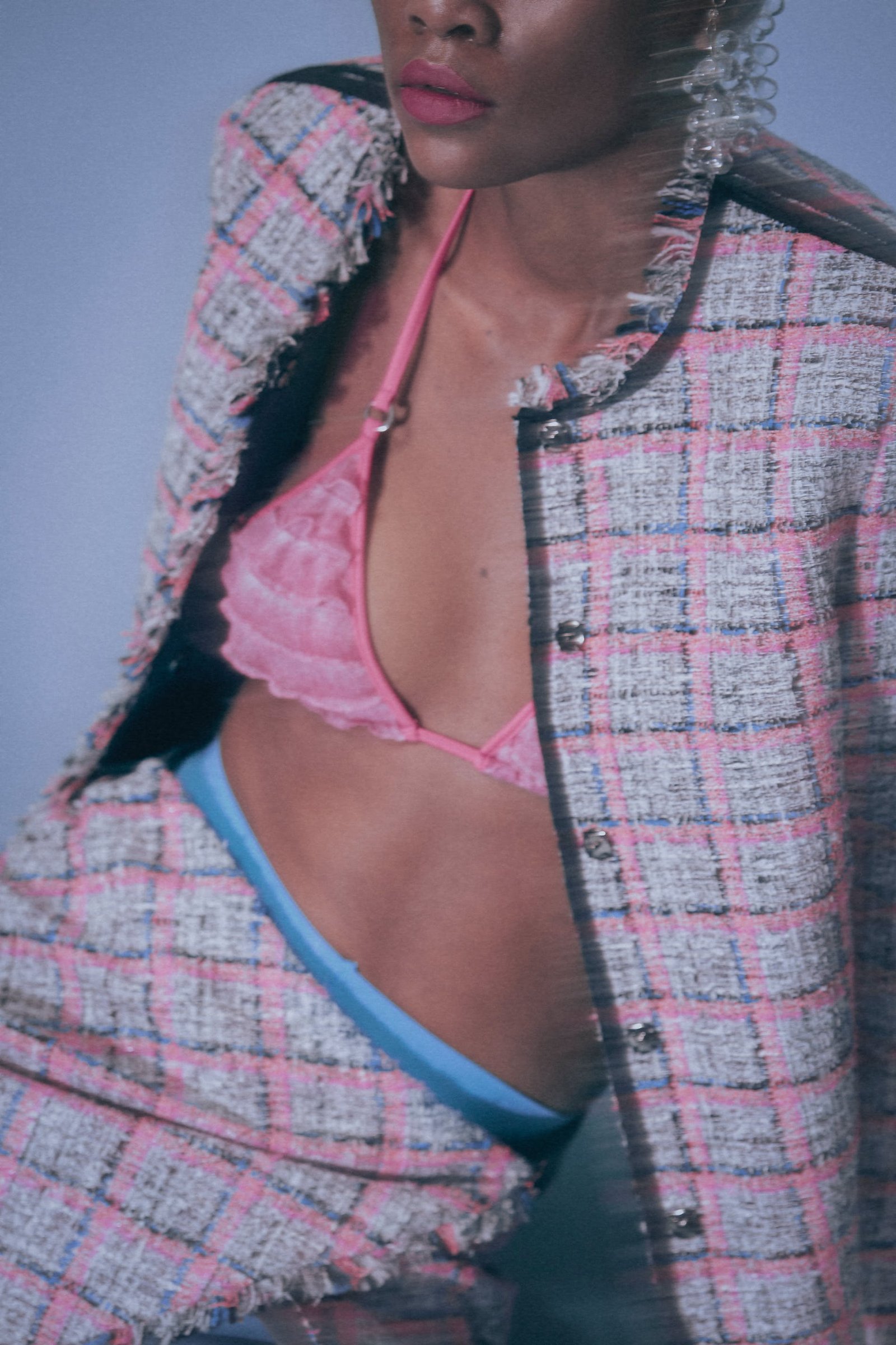 1625765392255012 light catcher editorial look3 01