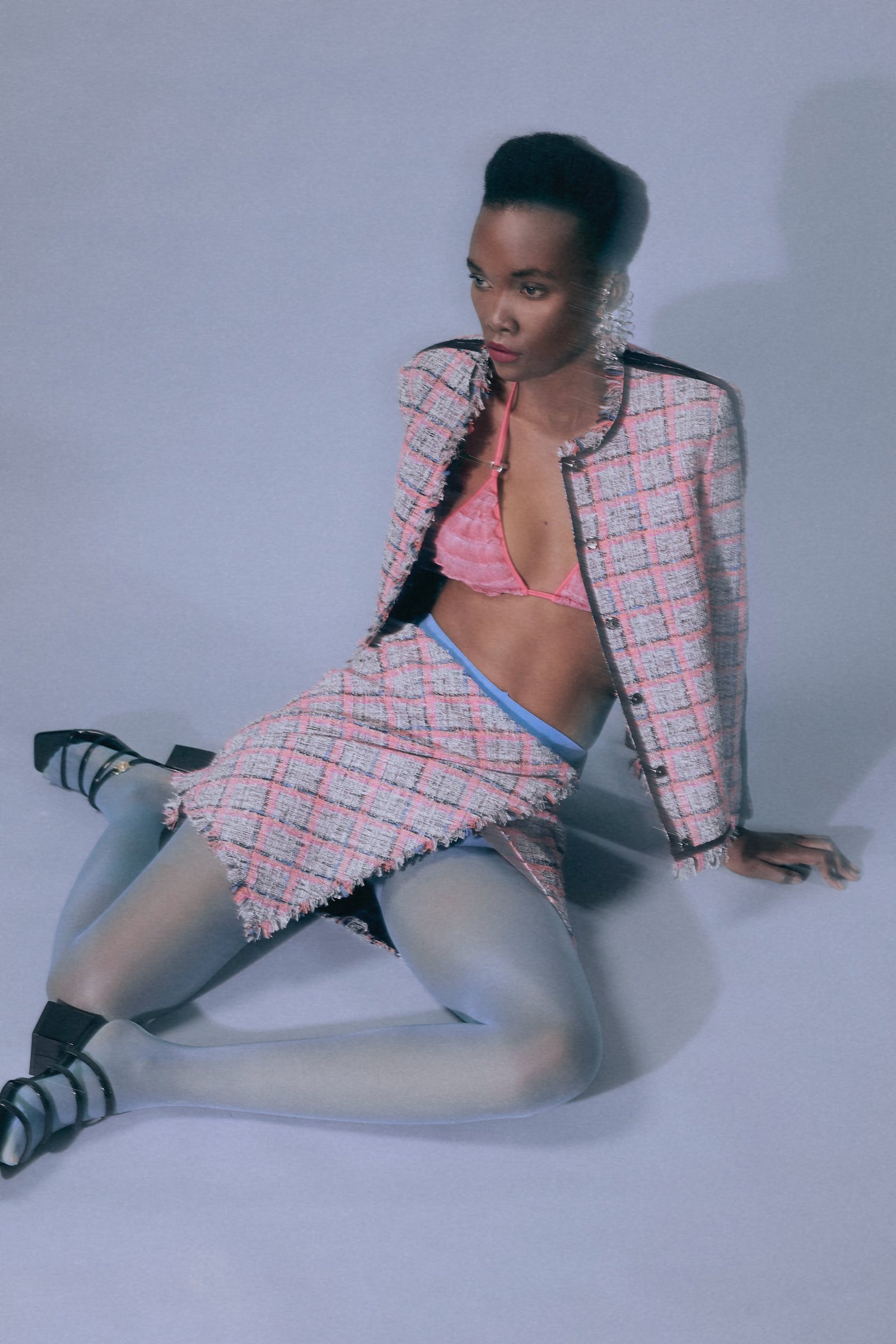 1625765406979868 light catcher editorial look3 03