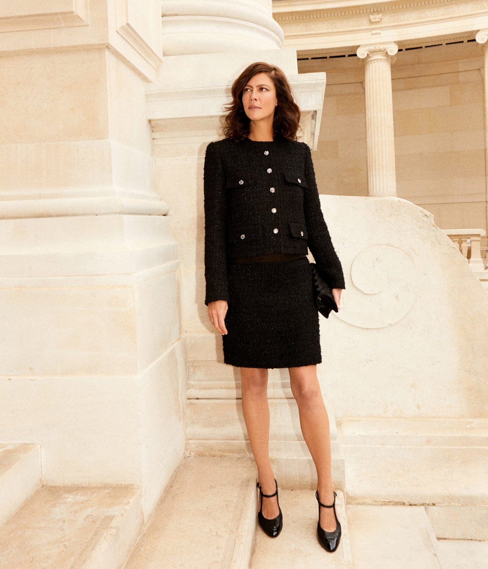 1625814990339165 chanel anna mouglalis chanel hautecouture fw202122 2 rt ld