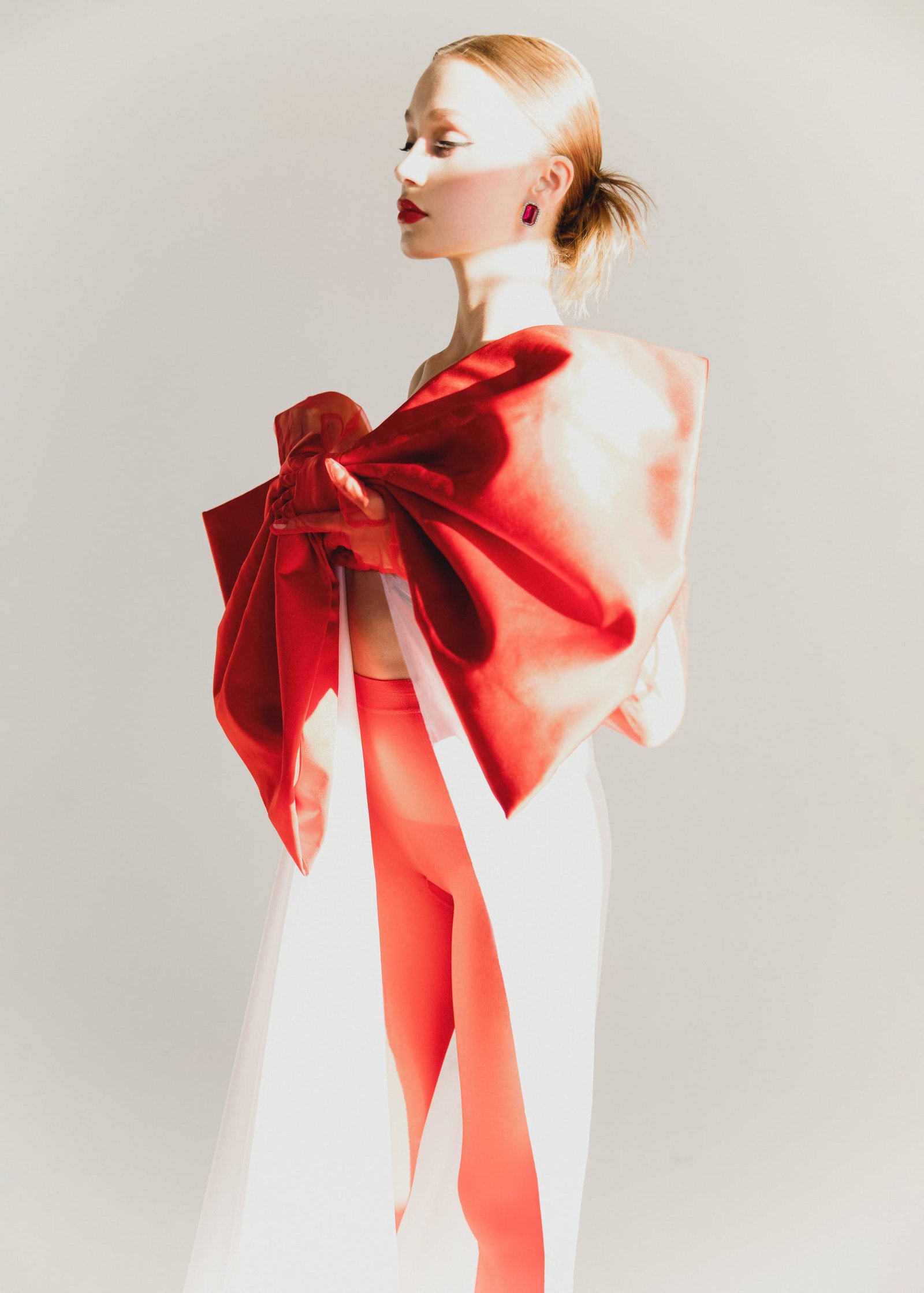 1627456110573404 2 3