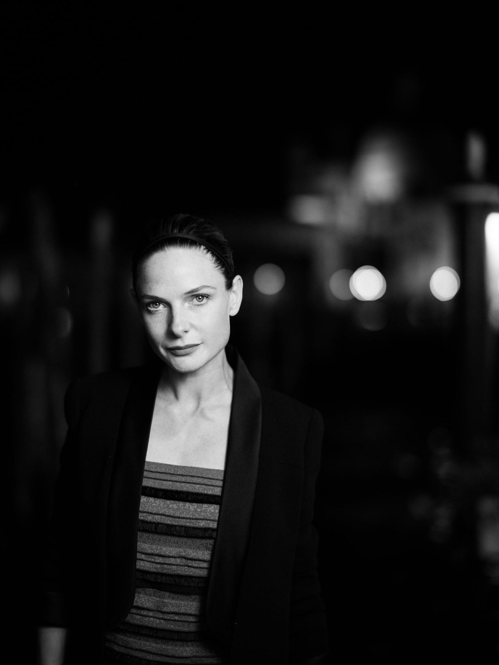 1630936647331150 chanel rebecca ferguson chanel mostra di venezia 2021 3 ld