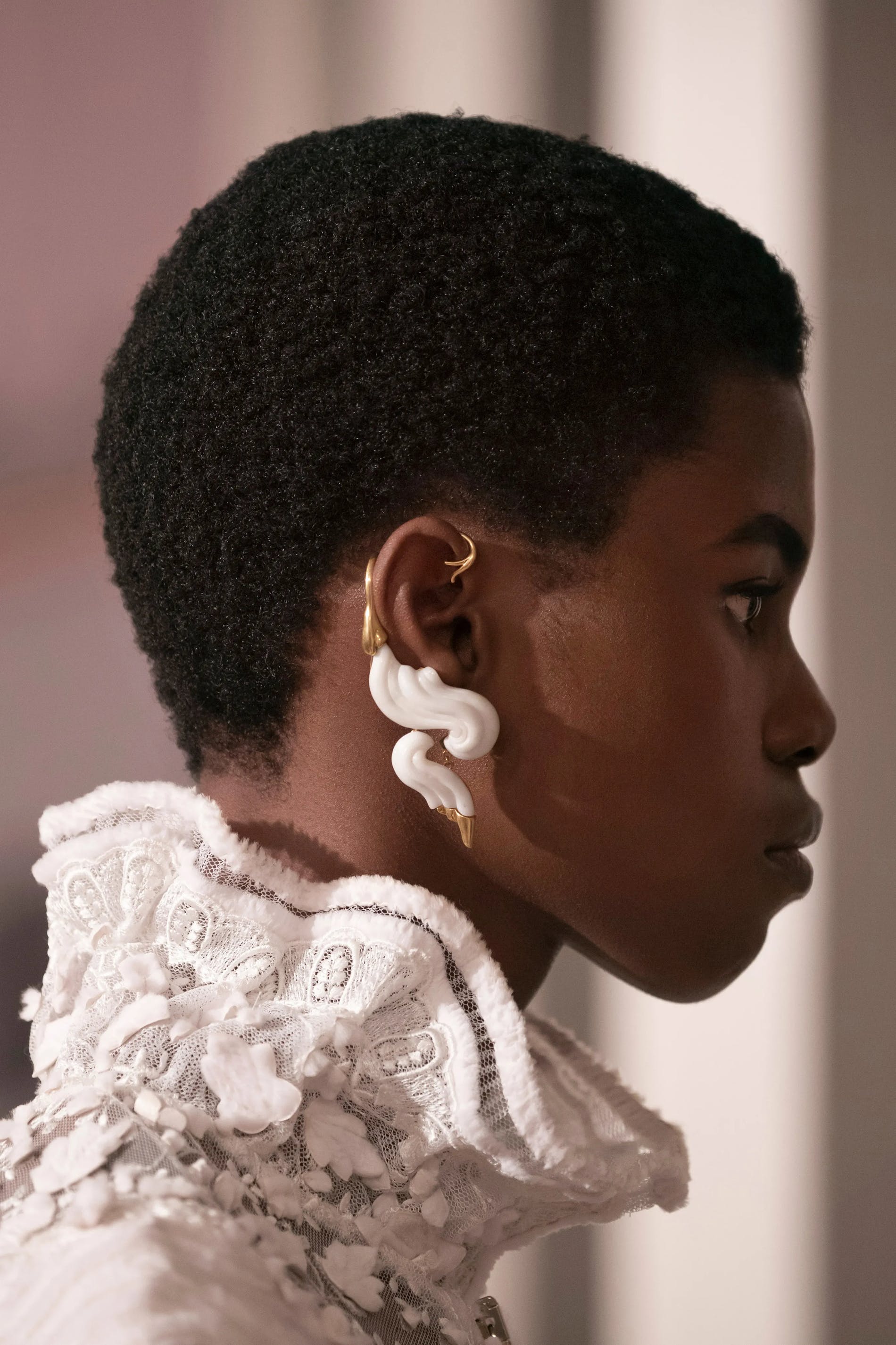 1630997954689961 5 fendi couture fall 21 credit brand.jpg