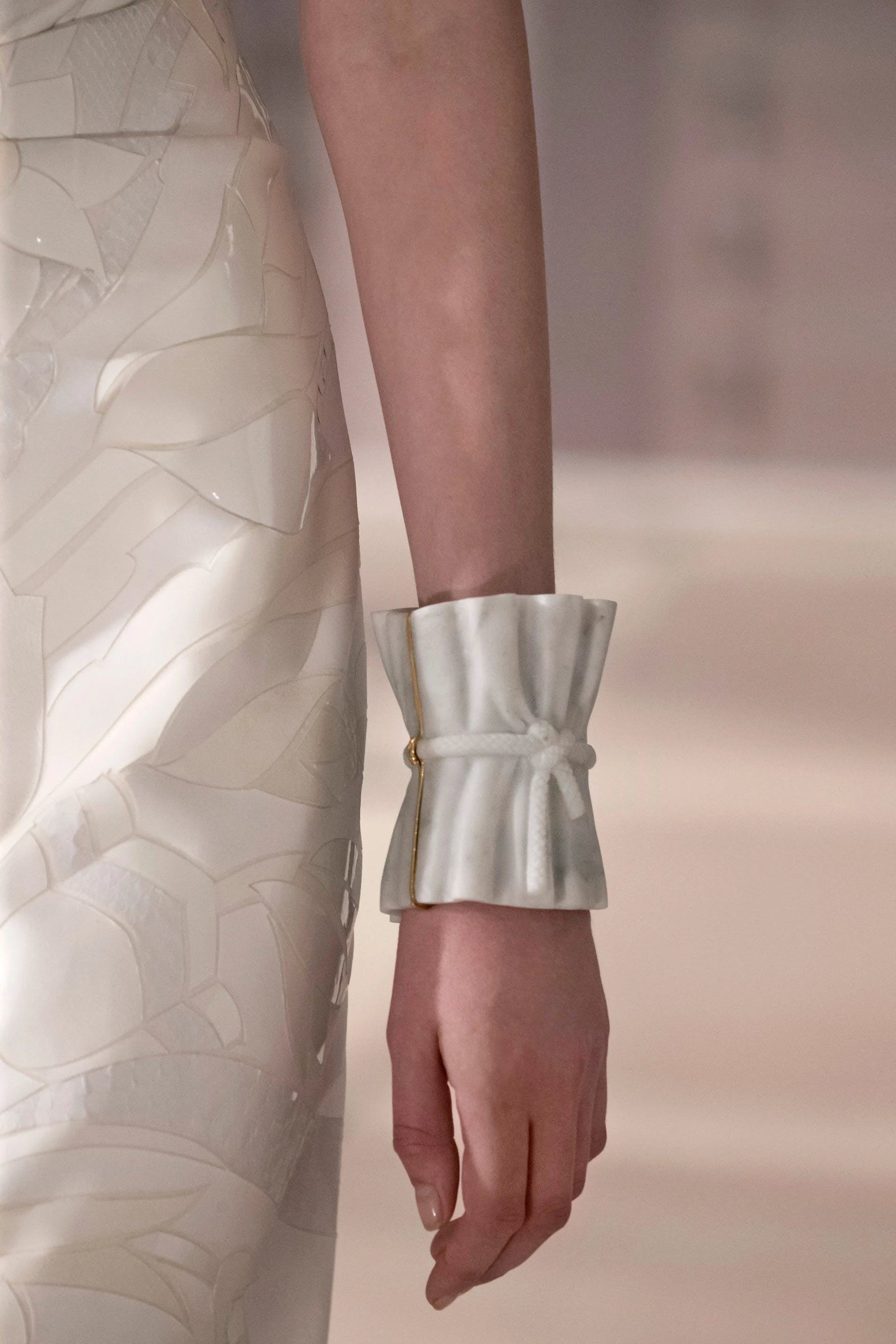 1630997955552482 8 fendi couture fall 21 credit brand.jpg