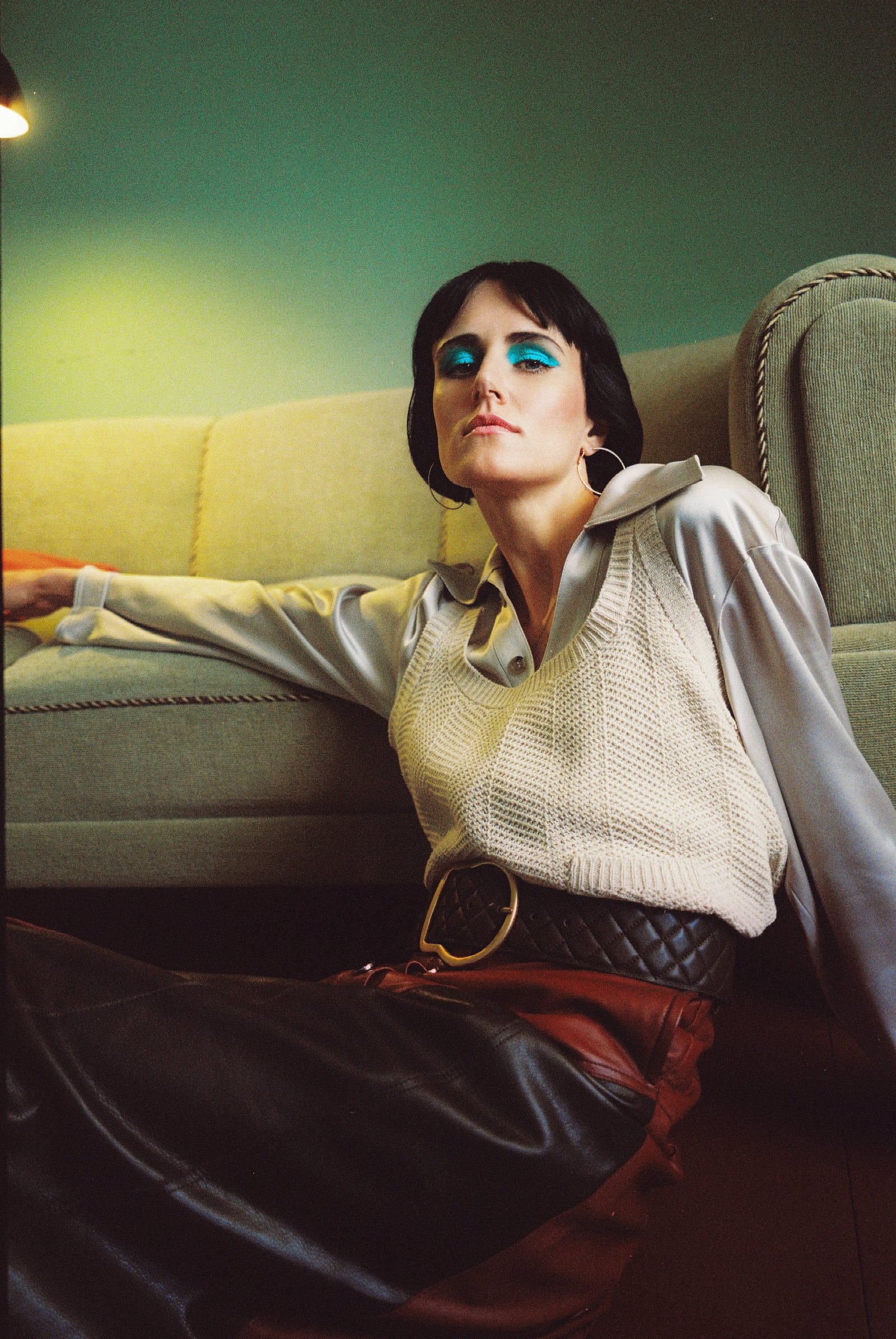 1631095648787832 look01 00004