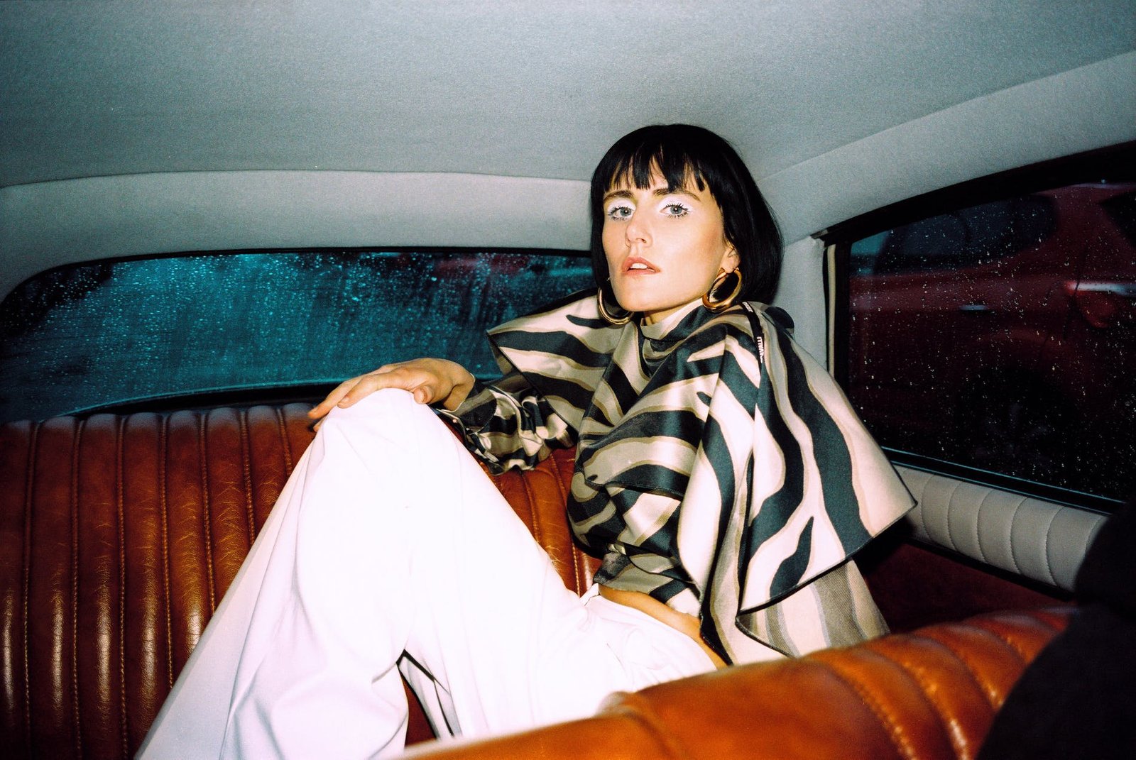 1631095917246790 look08 000008