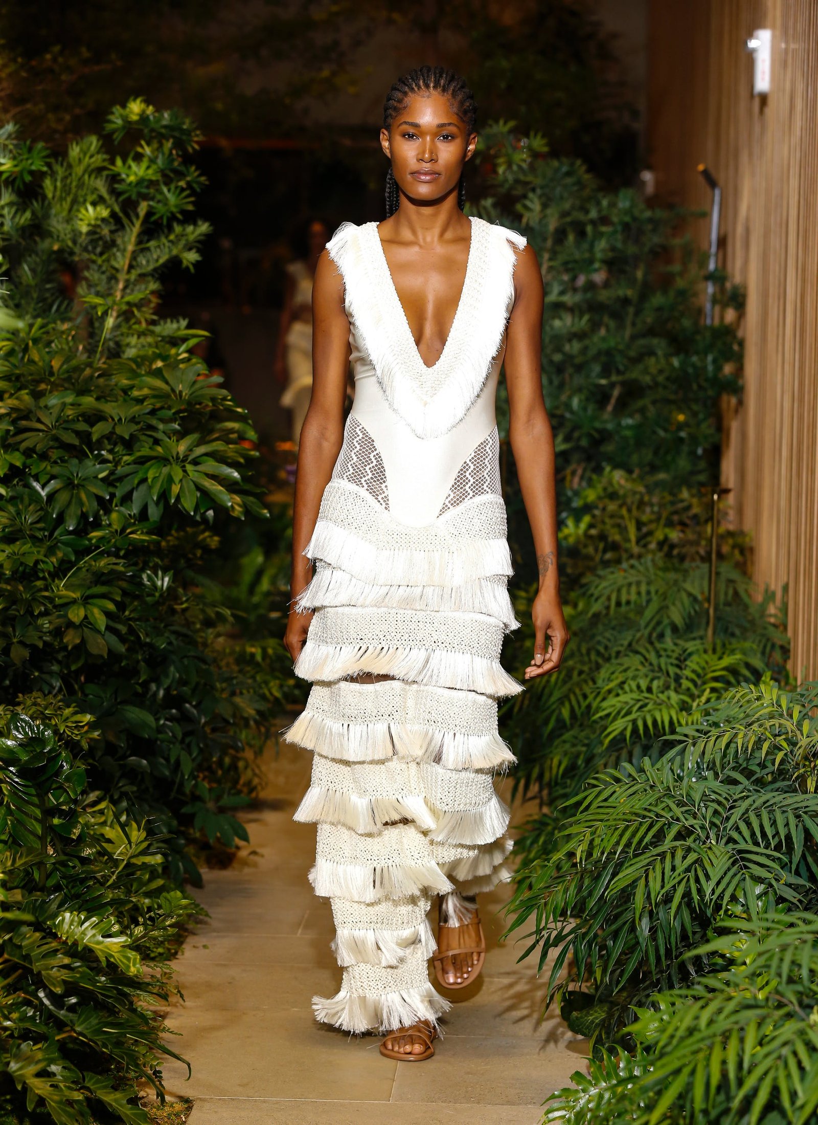 1631194696816888 ss22 patbo 32