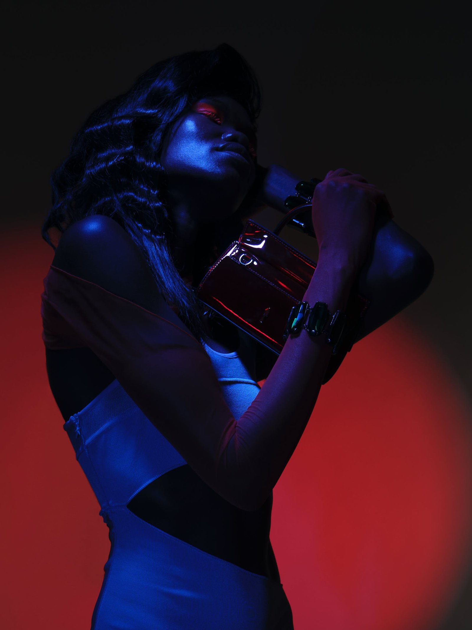 1636061687004661 the colours04408