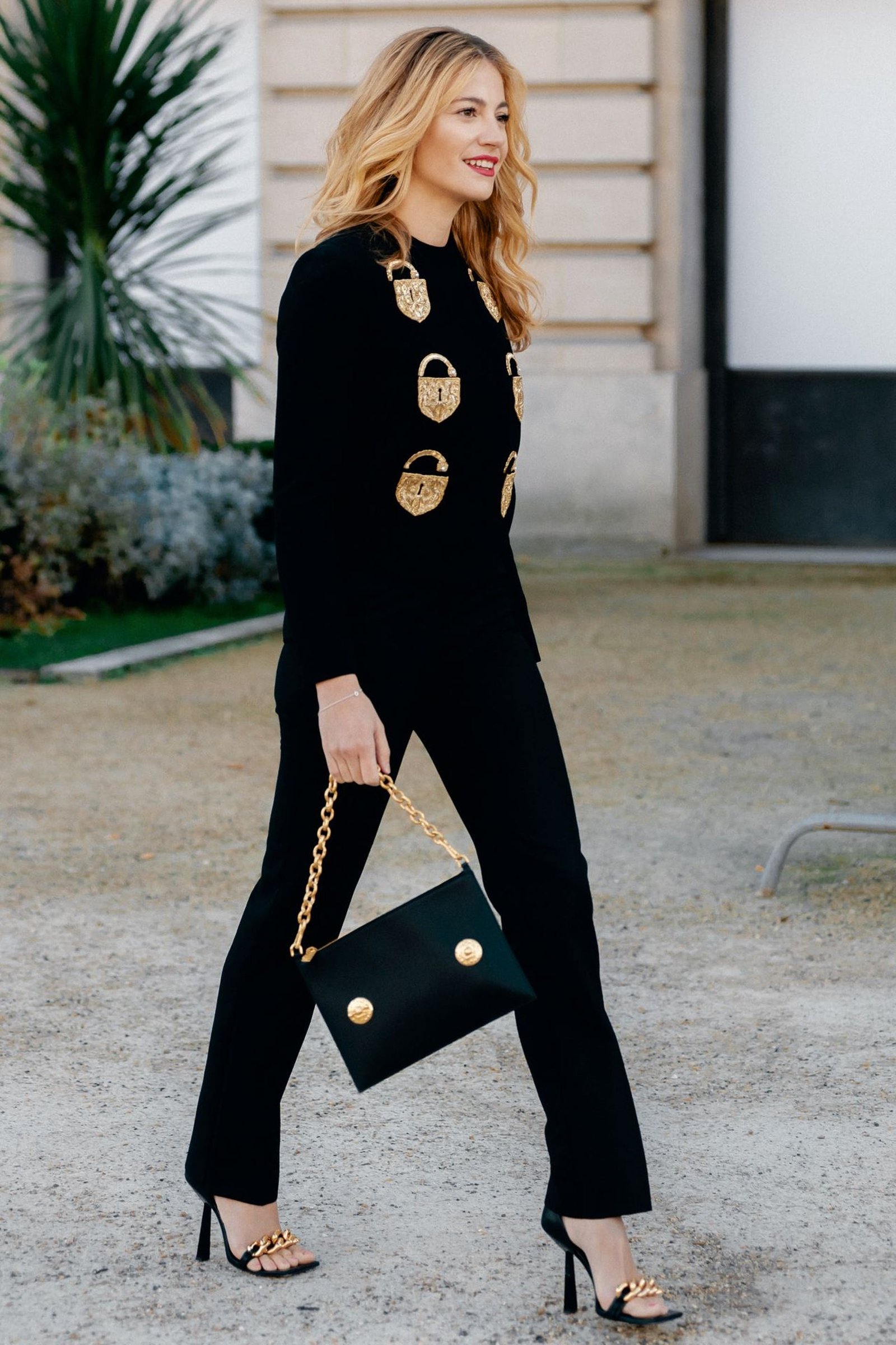 1644223793227790 pixie lott pfw 220124 schiaparelli dsc 0142 hq 2x3 pfw l officiel monaco