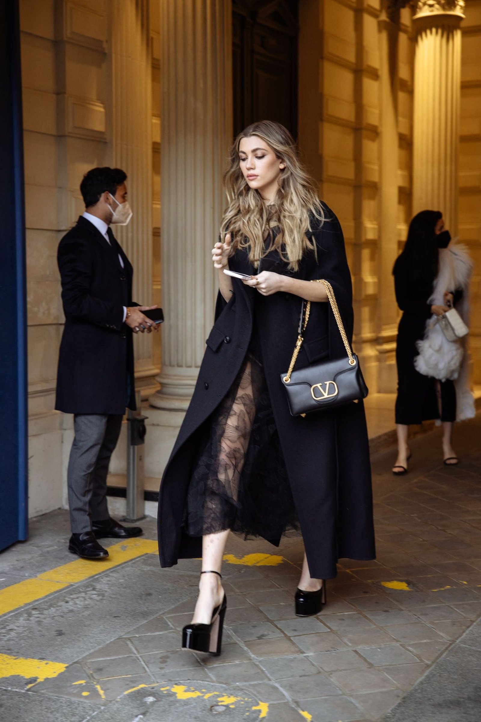 1644223918936535 2dayfashionweek22 85 pfw l officiel monaco