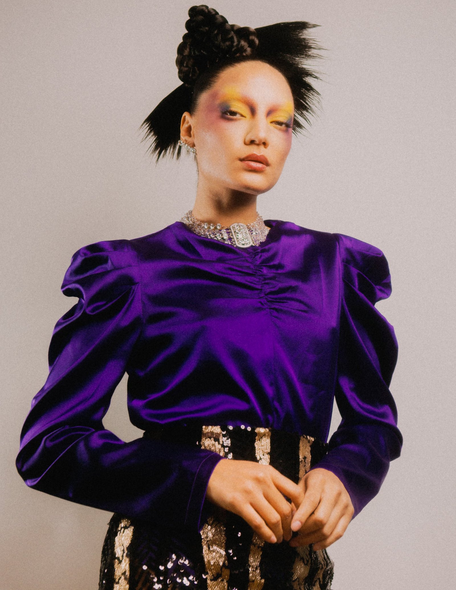 1646040207315693 look06 01