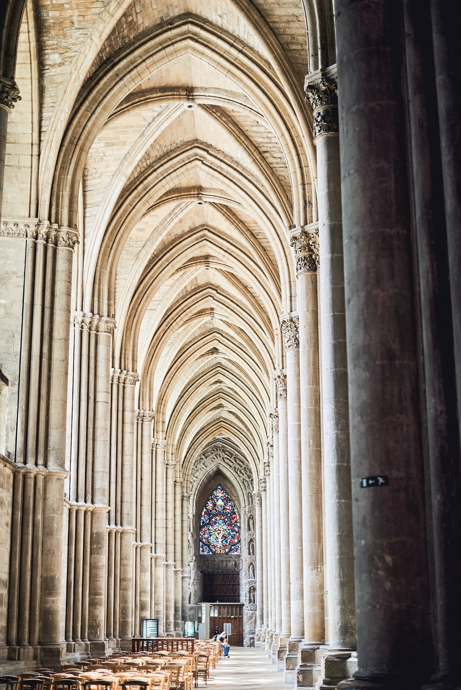 1646231650528285 lofficieldsc05217